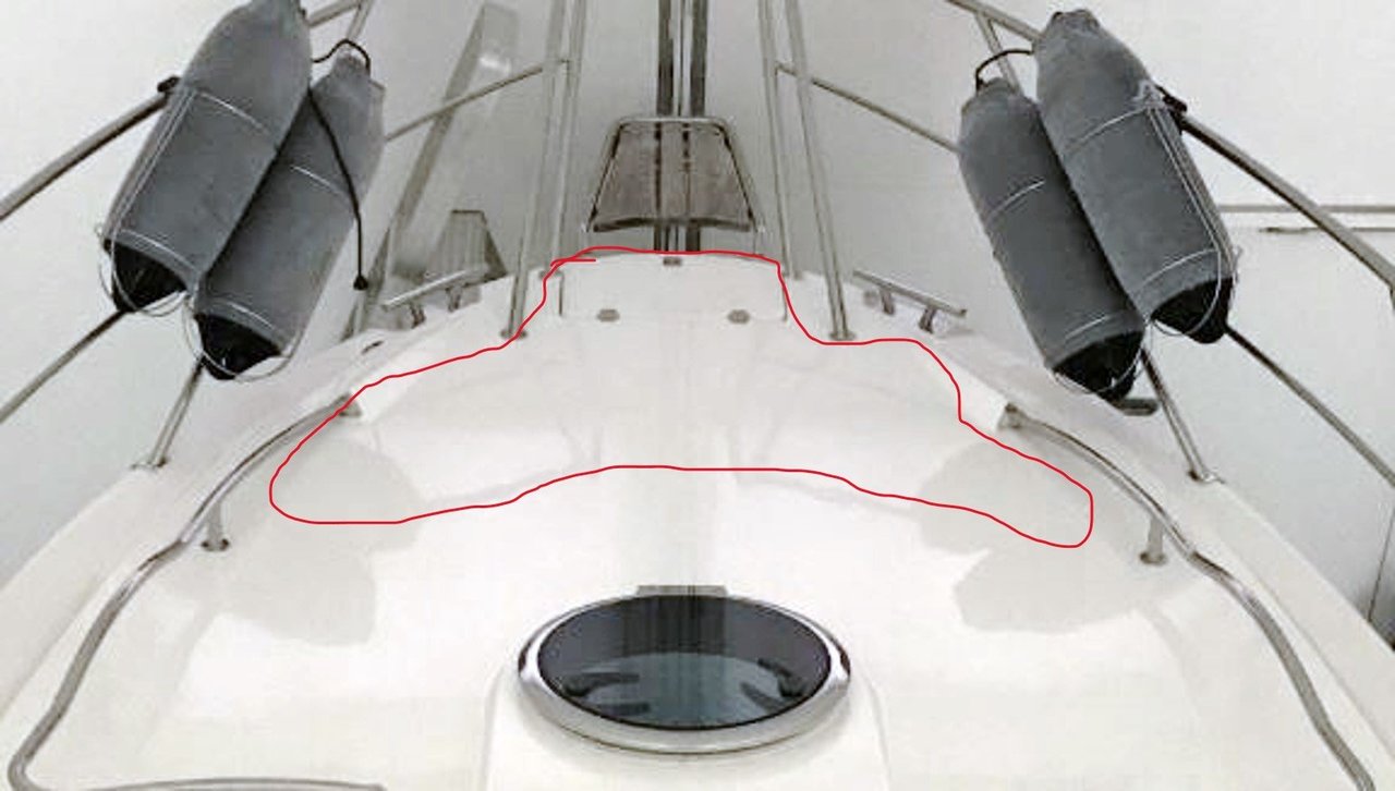 Fördäck halkskydd yta.jpg